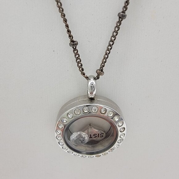 Origami Owl Jewelry - Origami Owl Locket Necklace Silver Sister Theme 18 In Chain